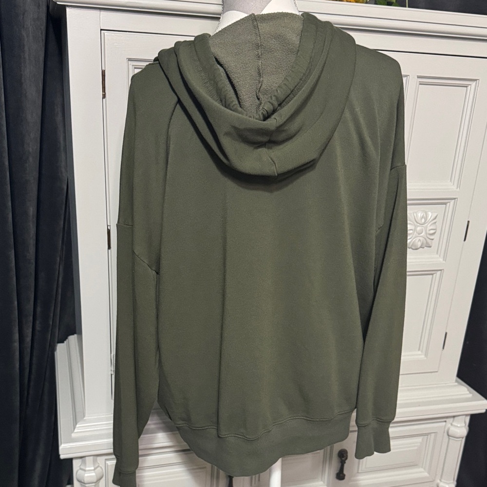 Buffalo David Bitton Brand Olive Green Hoodie with White Drawstrings Size Large - Picture 5 of 8